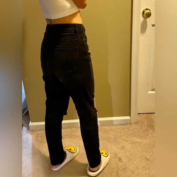 American Eagle Black Mom Jeans Size 2 - Picture 5 of 13